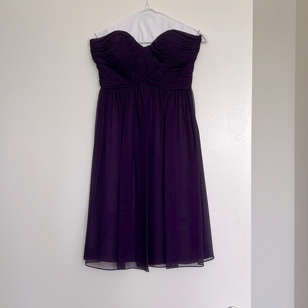 Slip-free ruched strapless dress